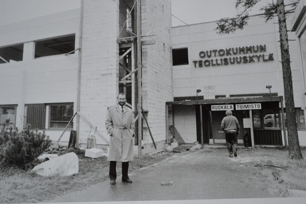 Erkki Buska, Outokummun seudun teollisuuskylä