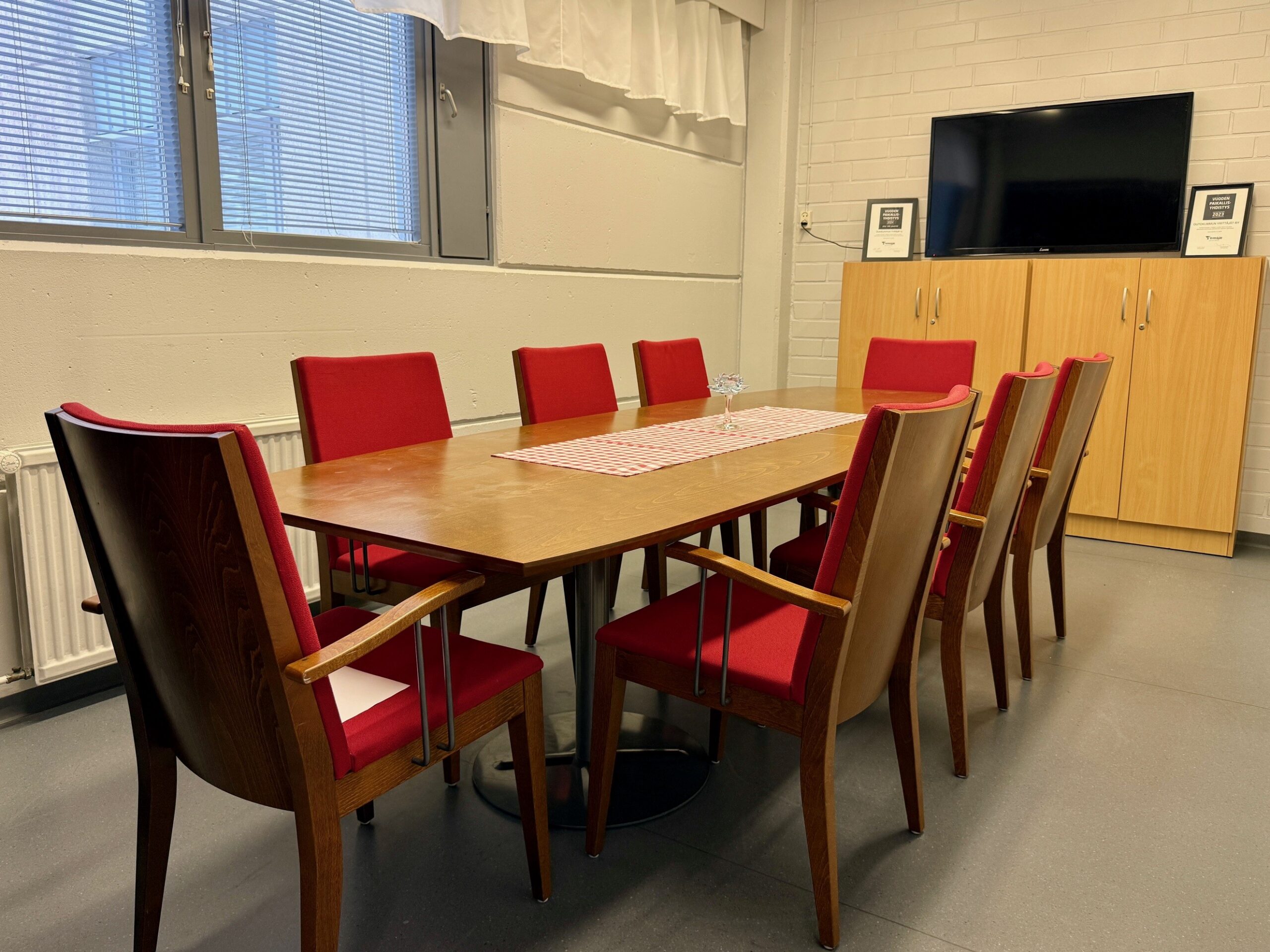 Neuvotteluhuone Kipinä, outokummun teollisuuskylä